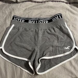 Hollister Shorts (Woman)